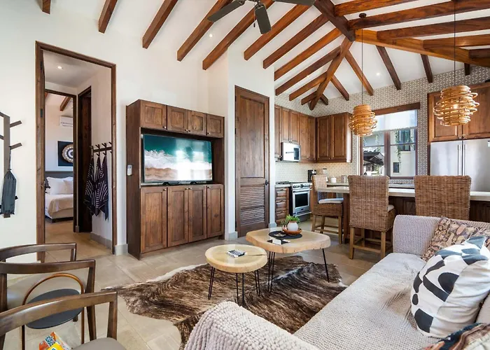 Bright Modern With Club Access And Walking Distance To The Playa Danta